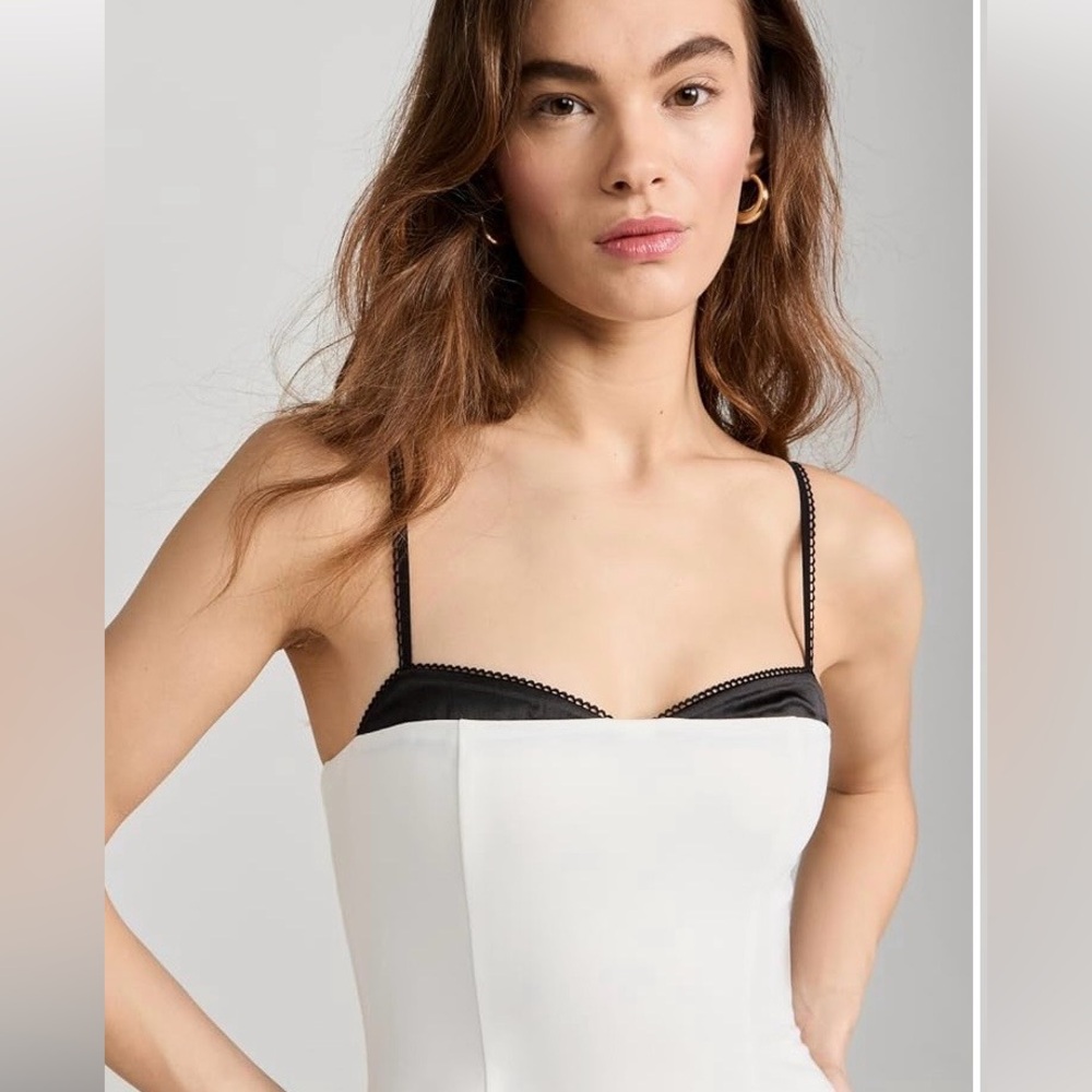 NWOT Reformation Melanie Top - size 4 - ivory/Black